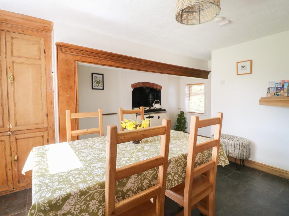 Hops Cottage แอชบอร์น ภายนอก รูปภาพ